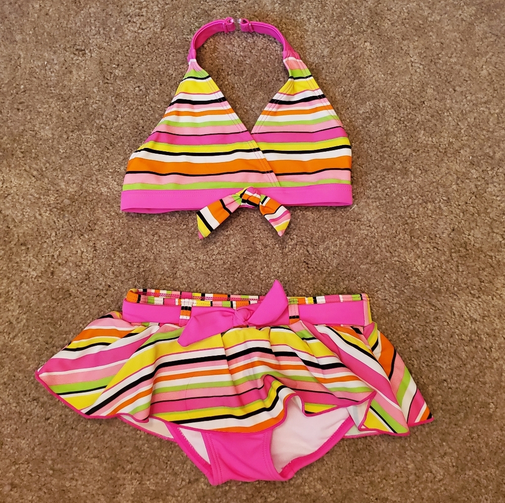 LIKE NEW The Childrens Place Colorful Retro Striped Bikini Sz 6